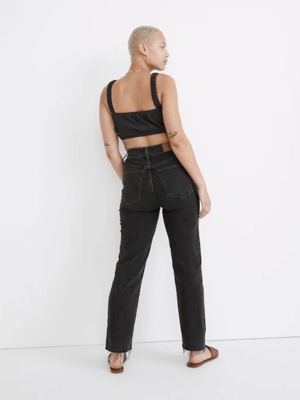 Madewell Curvy Perfect Vintage Straight Jean in Lunar Wash - Picture 2 of 9